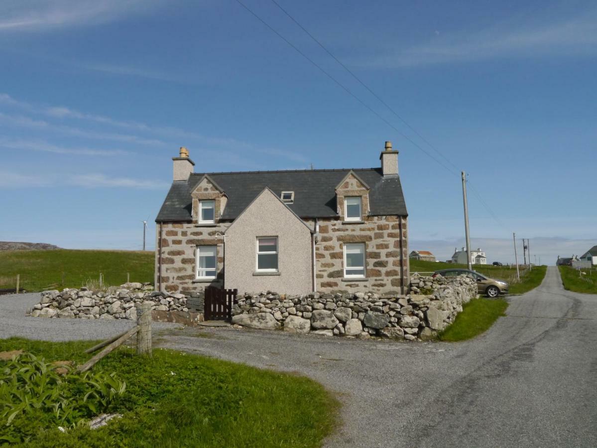 Sineag'S Cottage Pollachara Extérieur photo