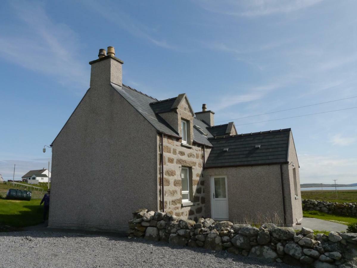 Sineag'S Cottage Pollachara Extérieur photo